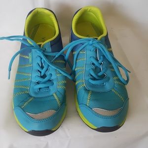 vionic womens wide shoes